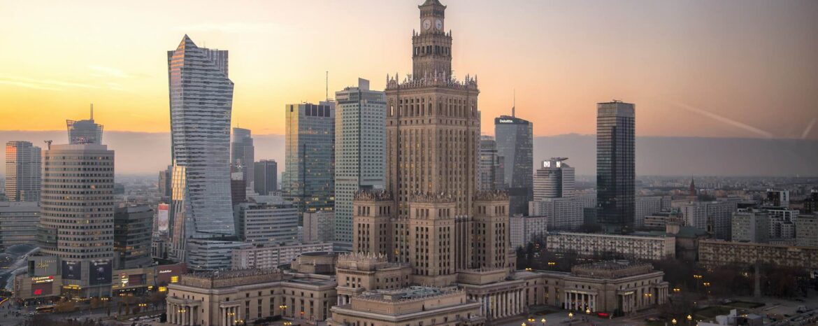 Syndyk Śródmiejskiej Spółdzielni Mieszkaniowej sprzedał atrakcyjną działką w centrum Warszawy